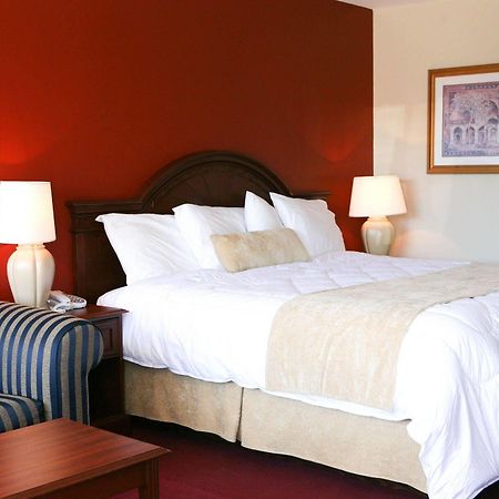 Saxony Motel Chatham-Kent Bagian luar foto
